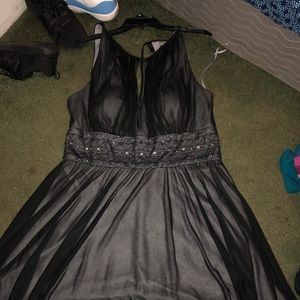Beautiful dress. Worn for winter dance